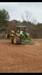 Traktör peyzaj tırmığı